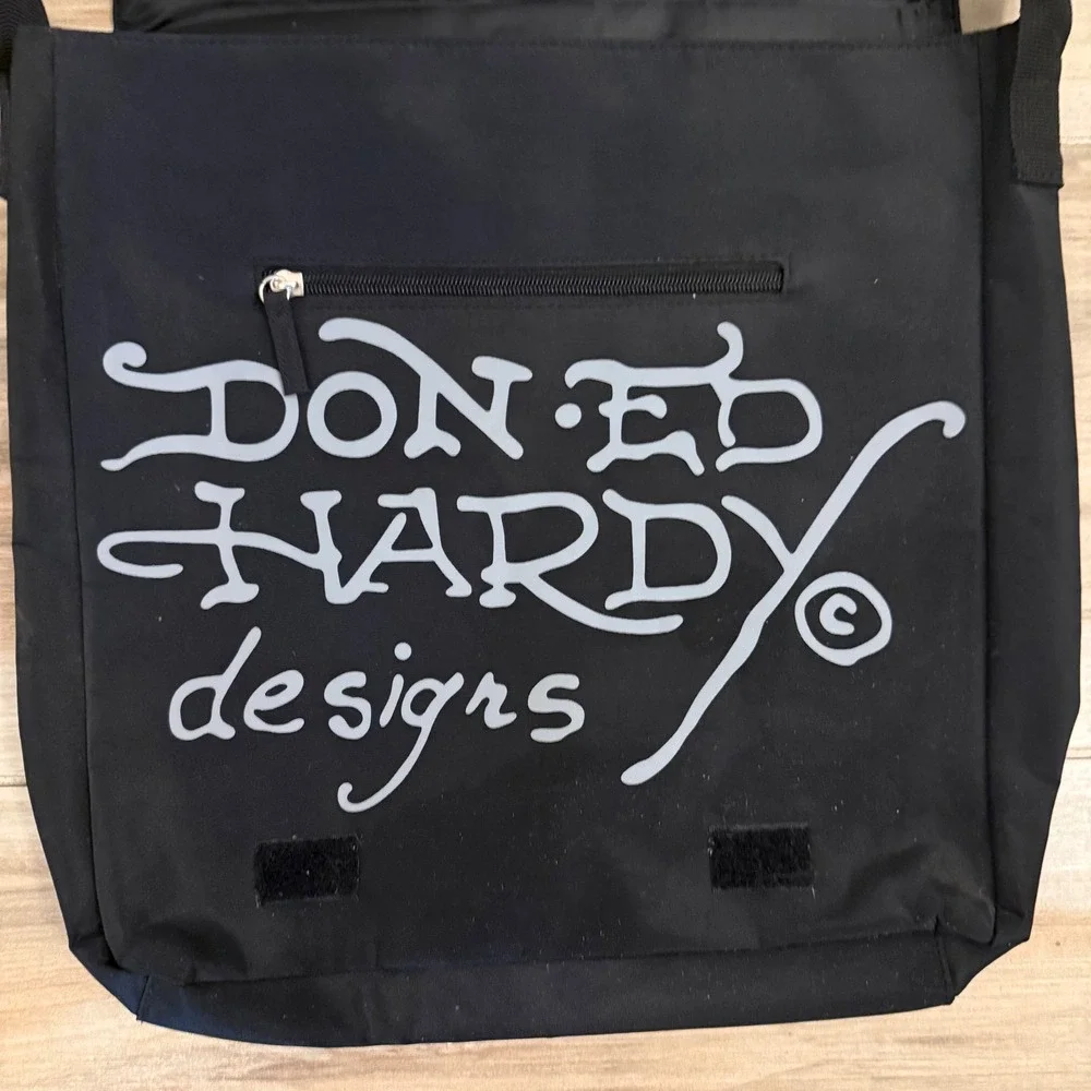 Ed Hardy Christian Audigier Black Messenger Bag Tattoo Skull Graphic NWT Y2K